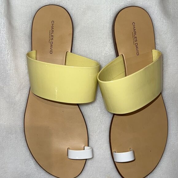 Charles David yellow and white sandals - Picture 2 of 4
